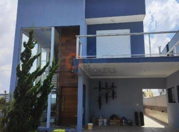 Sobrado à venda no Aruã Brisas em Mogi das Cruzes · Sobrado à venda no Aruã Brisas em Mogi das Cruzes 4 dormitórios piscina e sótão