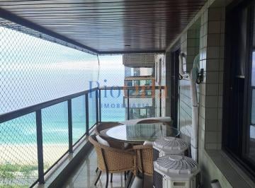 Apartamento · 149m² · 4 Quartos · 2 Vagas · ACQUABELLA! Apartamento com 4 quartos na praia da Barra. Av Lúcio Costa.