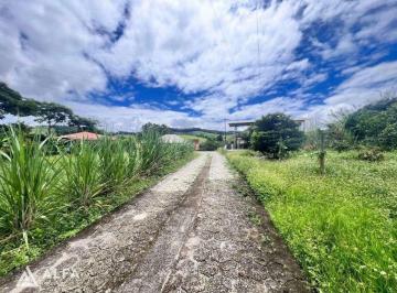 sitio-com-4-quartos-a-venda1723413.jpeg · Sítio Perfeito para Família: Ampla Área de Lazer e Contato com a Natureza