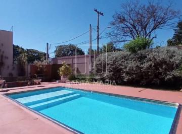 Piscina · Casa (térrea na rua) 3 dormitórios, cozinha planejada
