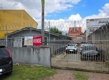 Casa · 62m² · 3 Quartos · 8 Vagas · Terreno com casa averbada localizado no bairro Nov