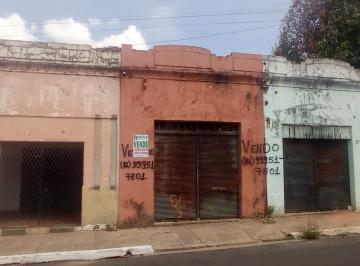 Comercial de 4 quartos, Teresina · Casa Comercial à Venda na Rua São Pedro / Centro de Teresina