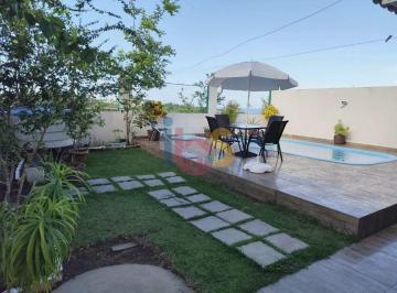 Casa · 135m² · 3 Quartos · CASA VISTA MAR LOCALIZADA NO CONDOMINIO MAR A VISTA