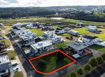 Terreno · 710m² · Exclusivo Lote de Esquina no Condomínio Villa Di Sorrento