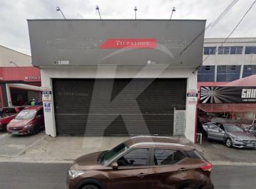 Comercial · 600m² · Loja com Amplo Espaço e Localização Estratégica