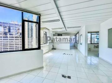 Comercial · 220m² · 4 Vagas · Conjunto comercial no Broklin Novo