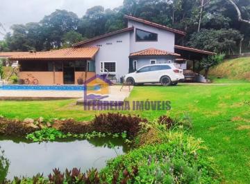 Casa de 4 quartos, Ibiúna · Ibiúna, linda chácara em condomínio antes do centro da cidade 