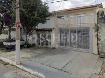 Casa · 250m² · 3 Quartos · 2 Vagas · Sobrado residencial com 250m2 3 dormitórios, 2 vagas em ótima localização na Vila Cruzeiro