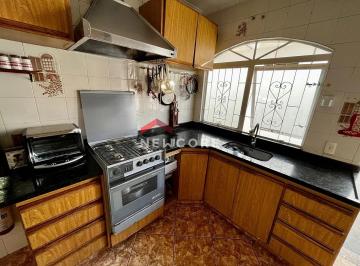 Casa · 308m² · 3 Quartos · 4 Vagas · Casa em Rua Antônio do Espírito Santo - Vila Souto - Bauru/SP