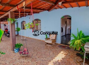 Casa · 250m² · 4 Quartos · 3 Vagas · Vendo Casa Linear 4 Quartos, 1 suíte, Bairro Universal, Betim (Divisa Contagem) !