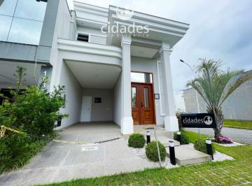 Casa · 136m² · 3 Quartos · 2 Vagas · Casa com 3 dormitórios e suite em condomínio fechado em Biguaçu/SC