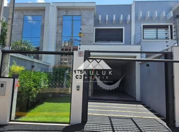 b5b71a567577bc625bf171af56ed34433b061773 · Sobrado com 3 dormitórios sendo 1 suíte à venda, 113 m² por R$ 680.000 - Jardim Panorama - Foz do Ig