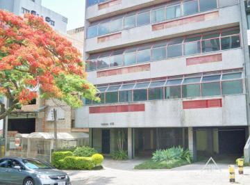 Comercial · 54m² · 1 Vaga · Sala com 1 vaga no Petrópolis