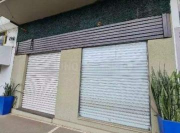 Comercial · 55m² · Salão para alugar no bairro Vila Rezende
