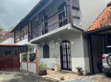 742b5b9fc879d7cc558c9430b4a5d64fb7d323b6 · Casa com 2 dormitórios à venda, 150 m² por R$ 650.000,00 - Itaipu - Niterói/RJ
