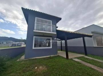 744b9cb4797e574e65065461ca0a1b01f73a5b61 · Casa com 02 dormitórios sendo 02 suítes no Condomínio Vitória dos Anjos- Pindobas- Maricá -RJ