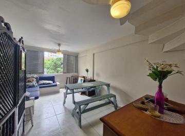 c06ad0f9913e0a4e3ad9da834fcc1c567c81337b · Apartamento frente mar com lazer — Tombo — Guarujá