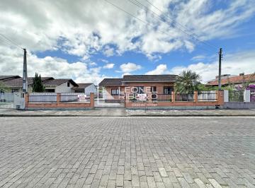 Casa · 138m² · 2 Quartos · 2 Vagas · Casa com 2 dormitórios à venda, 138m² no bairro Quintino em Timbó-SC