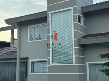 Casa · 190m² · 3 Quartos · 2 Vagas · Casa Alto Padrão em Centro, Guabiruba/SC