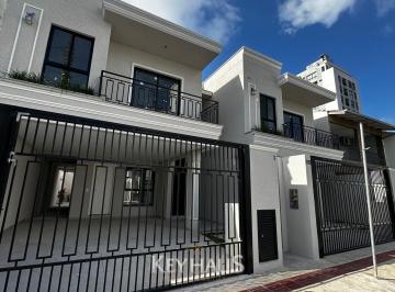 Casa · 160m² · 3 Quartos · 2 Vagas · Sobrado Geminado 03 Suítes | Centro | Itajaí - SC