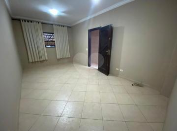 Imagem Principal · Casa à venda com 3 quartos, sendo 1 suíte,  em Vila Valença, São Vicente