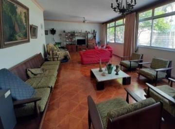 gislohq2nmjinwu0zjlmnmzm_md · Rua Juiz de Fora - Grajaú. 4 quartos com 3 vagas de garagem. Apenas 1 por andar.