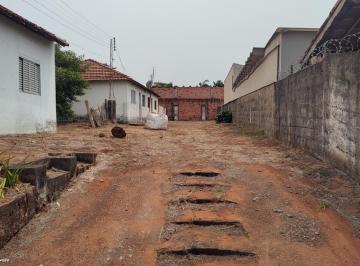 Terreno , São Pedro · Amplo terreno a venda no bairro Vila Nova, em São Pedro - SP