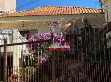 93457adc6f0931767a77b070c77d7f4a98a17074 · Sobrado com jardim, quintal, Edicula