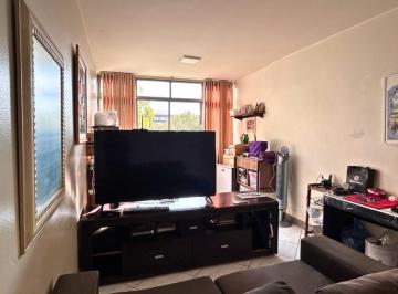 Apartamento · 74m² · 2 Quartos · SQS 203 - APARTAMENTO COM VISTA LIVRE E 2 QUARTOS