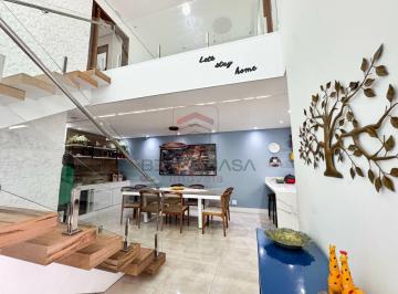 Casa · 300m² · 4 Quartos · 3 Vagas · Sobrado semi novo de alto padrão a venda na Mooca