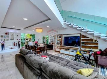Casa · 480m² · 4 Quartos · 10 Vagas · Sobrado reformado - mobiliado- 480m - 4 suítes - 10 vagas - quintal