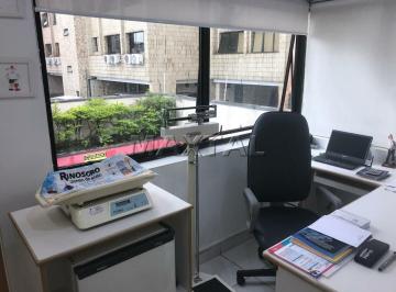 Comercial · 32m² · 1 Vaga · Sala Comercial à venda de 33m². Com 2 banheiros, 1 vaga de garagem, em Santana.
