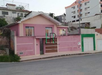 Casa · 130m² · 3 Quartos · 2 Vagas · Casa em Santa Tereza II, Barbacena/MG