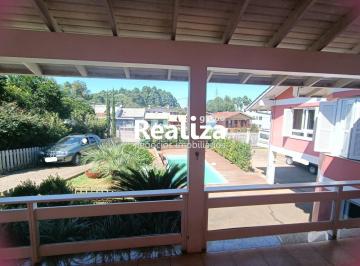 Casa · 331m² · 4 Quartos · 8 Vagas · Casa Sobrado