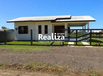 Casa · 100m² · 3 Quartos · 1 Vaga · Casa à venda no bairro Centro - Arroio do Sal/RS