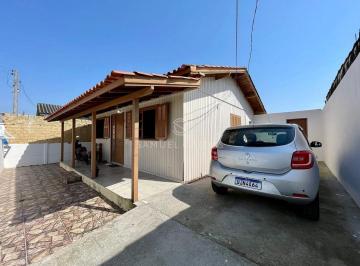Casa · 130m² · 3 Quartos · 2 Vagas · Casa à venda no bairro Progresso em Laguna/SC