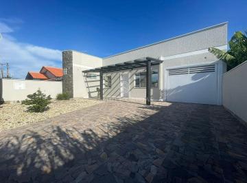 Casa · 210m² · 4 Quartos · 2 Vagas · Casa à venda no bairro Cabeçuda em Laguna/SC