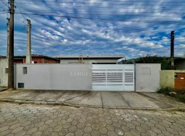 Casa · 110m² · 3 Quartos · 1 Vaga · Casa à venda no bairro Cabeçuda em Laguna/SC