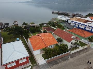 Casa · 102m² · 2 Quartos · 1 Vaga · Casa Fundos para Lagoa - Cabeçudas, Laguna/SC