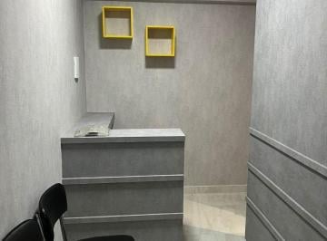 Comercial de 1 quarto, Taguatinga · Edifício Rosa e Maria - QSA 11 - 20m² - Reformada - prédio do Corpo e saúde  