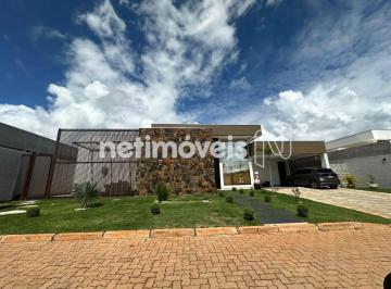 Casa de 3 quartos, Brasília · Linda Casa à Venda - 3 Suítes, Piscina Aquecida e Muito Conforto!