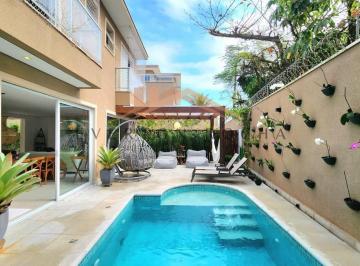 Imagem do Imóvel · Casa charmosa com 5 suítes e piscina para venda - Condomínio a poucos passos do mar