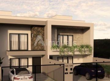 Casa · 3 Quartos · 2 Vagas · Conforto e Sofisticação a Poucos Passos da Praia
