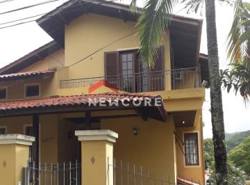 Casa · 430m² · 4 Quartos · 4 Vagas · Casa em Servidão Ruth Bastos de Oliveira - Lagoa da Conceição - Florianópolis/SC