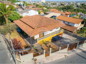 Casa · 470m² · 5 Quartos · 10 Vagas · Desocupada -  Regularizada - Financiamento - FGTS -  Vista Livre - Terreno Grande