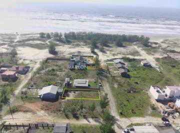 otimo-terreno-a-poucos-passos-do-mar-na-praia-ribeiro-em-passo-de-torres-sc1130242.jpeg · Ótimo terreno a poucos passos do mar na Praia Ribeiro em Passo de Torres/SC
