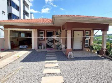 672320_iISf3izL3YF9p5yi1n_6723206750d4a0a7c99.jpg · Casa averbada em São Roque com 3 quartos