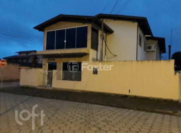 edd8f71d · Casa, 4 dormitórios, 200 m², em Caminho Novo
