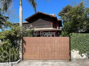 c7f02747 · Casa, 7 dormitórios, 559.56 m², em Campeche