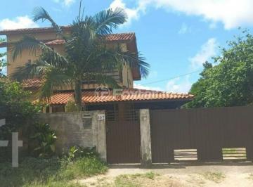 50d45f00 · Casa, 5 dormitórios, 161 m², em São João do Rio Vermelho